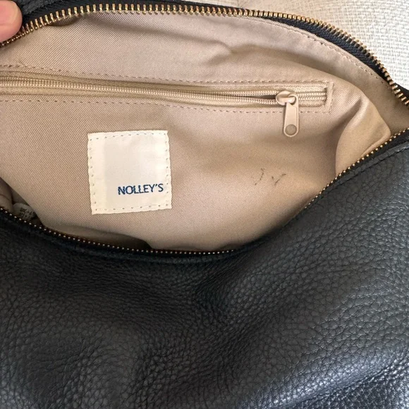 Nolley’s Japan Black Pebbled Leather Shoulder Bag - Minimalist Gold Chain - Picture 9 of 9